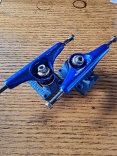 Vintage Venture Skateboard Trucks Blue 5.0 USA Rare