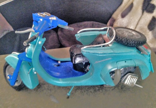 Custom built vespa model - built,