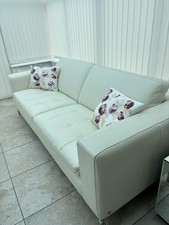 Cream leather Sofa - 3 Seater