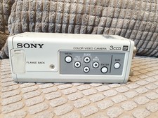 Sony DXC-390 3CCD 3 CCD analog broadcast camera . B