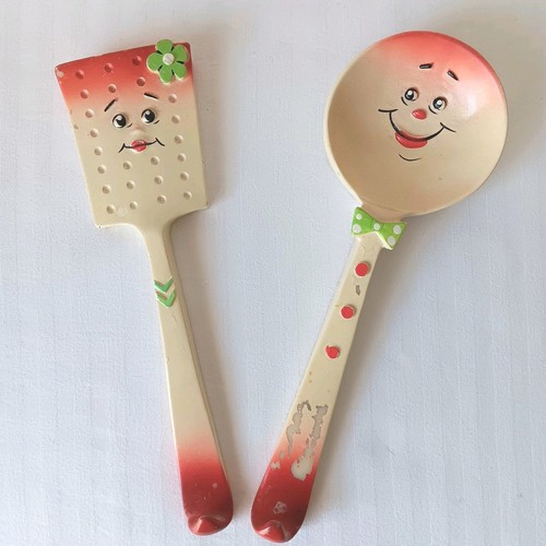 Vintage kitchen decor - vintage,