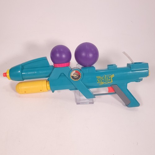 Vtg larami super soaker - vtg,
