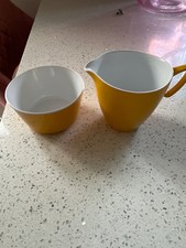 Gaydon milk jug and sugar bowl