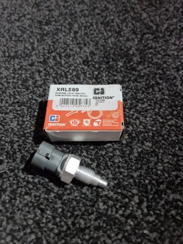 Reverse light switch - ci, fits