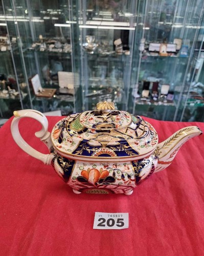 Royal crown derby - royal,