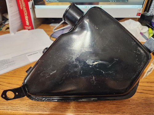Triumph bsa oil tank - oil,