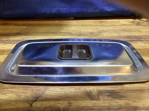 Lid only for hostess - , dish.