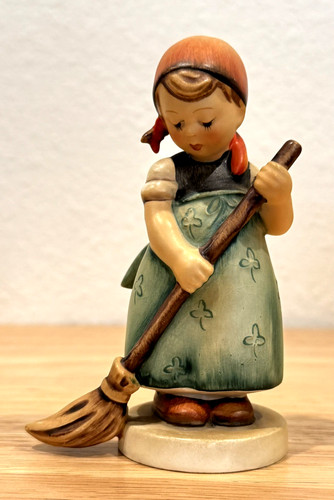 Hummel goebel little - hummel,
