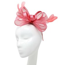 Elegant Looped Fascinator