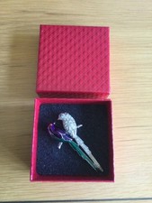 costume jewellery birds brooch