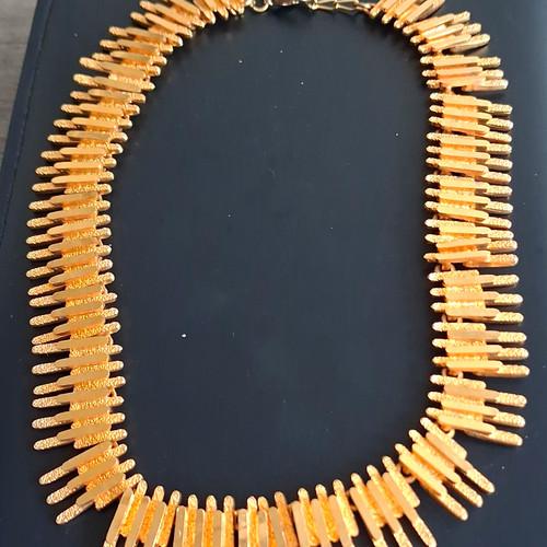 Vintage 1970 gold - gold, tone