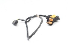 Handlebar switch right valve