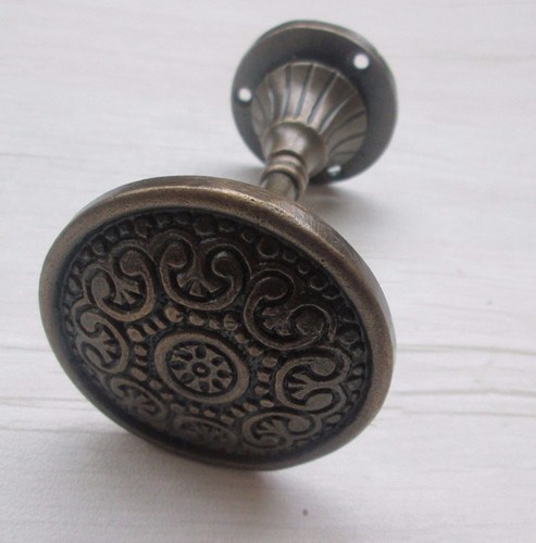 Cast iron rustic - x, vintage