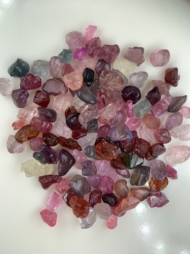 Natural rough spinel - 50,