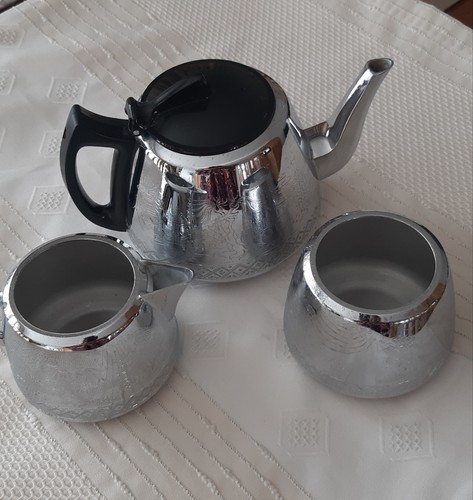Teapot milk jug sugar bowl - milk,