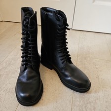 Clarks Tilham Black Leather