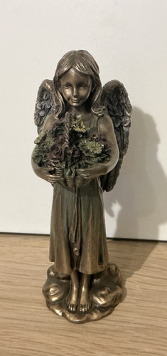 Vintage veronese angel with - angel,