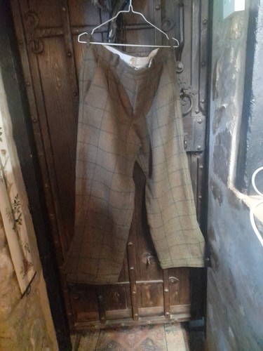 Bespoke estate tweed plus - bespoke,