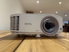 BenQ TH671ST 1080p Gaming Short Throw Projector 3000 Lumens 3D Full HD Golf Sim