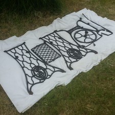 Singer Treadle Frame Sewing Machine Stand/Table, Cast Iron Antique Old Vintage