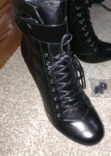 Ravel "Trina" Victoriana Leather Ankle Boots - New (Not In Original Box) - sz 5