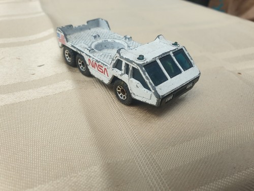 Vintage 1985 matchbox - vintage, nasa