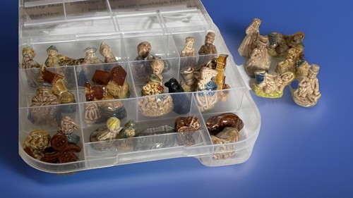 Whimsies include black - whimsies,