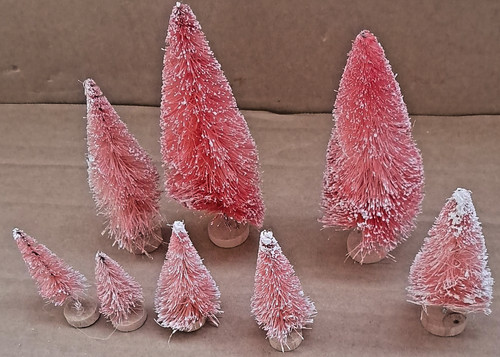 Mini christmas trees - pink, with