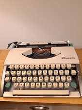 Olympia SF de Luxe Portable