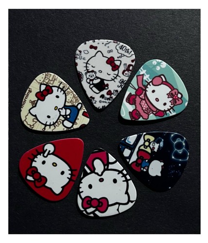 Hello kitty guitar - kitty, plectrums