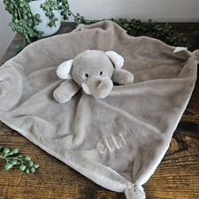 Elli and Raff Elephant