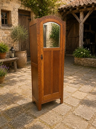 Antique oak veneer arts and - oak,