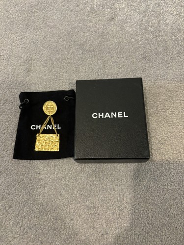 Authentic chanel vintage - chanel,