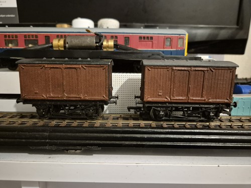 Hornby vans repainted - hornby,