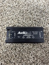 2 Channel Stereo car radio to