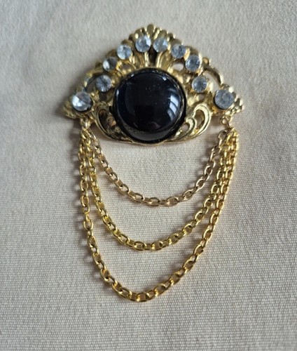 Art deco style dangling chains - art,