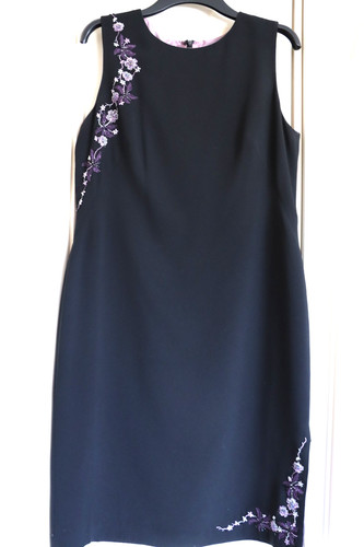 Taylor dress size 16 - j.,