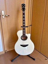 Yamaha APX1000 White Acoustic Electric Guitar Thin Body