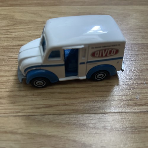 Matchbox divco toy van white - toy, van.