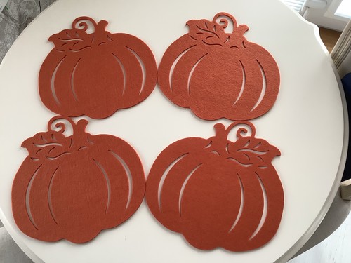 Four orange felt pumpkin - orange,