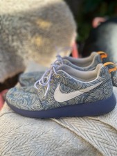 RARE Nike Roshe Run LIBERTY OF LONDON Blue Recall/White UK.5.5  