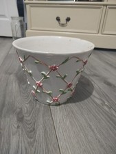 Vintage Italian Majolica Style Cachepot Planter Raised Roses Trellis Design