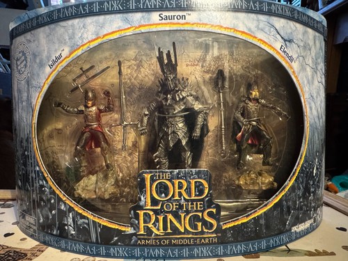 Lotr play along the - play, of