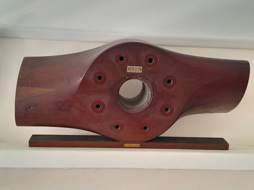 Propeller display ww1 - propeller,