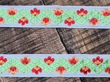 laverslace Bright Red Green