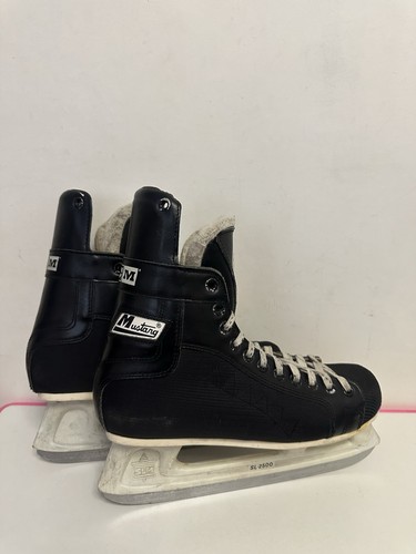 Ccm mustang 2500 black ice - ccm,