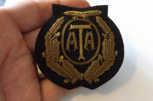 Military bullion badge - badge, royal