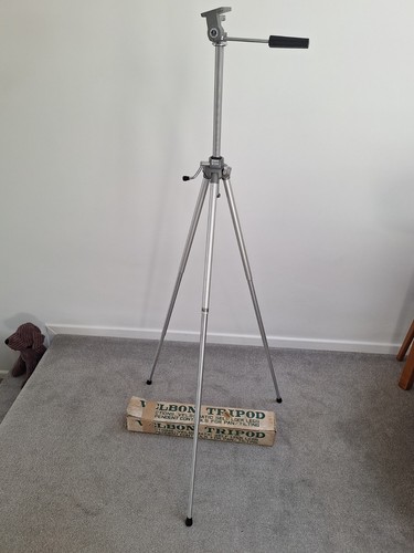 Velbon lightweight tripod - lightweight,