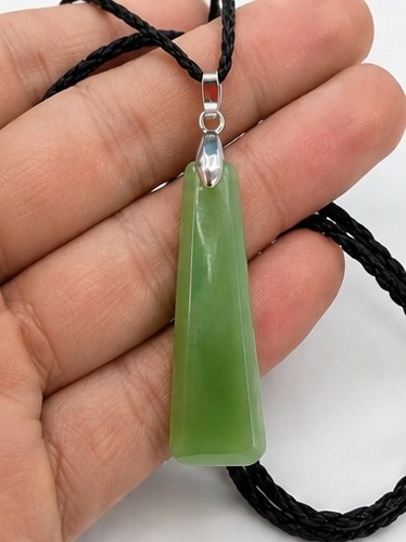 Natural serpentine pendant - natural,