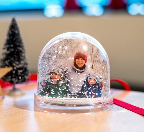 Snow globe personalised - globe,